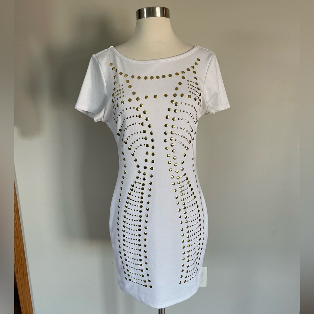 Arden B White Tunic with Gold Stud Details - Sz L